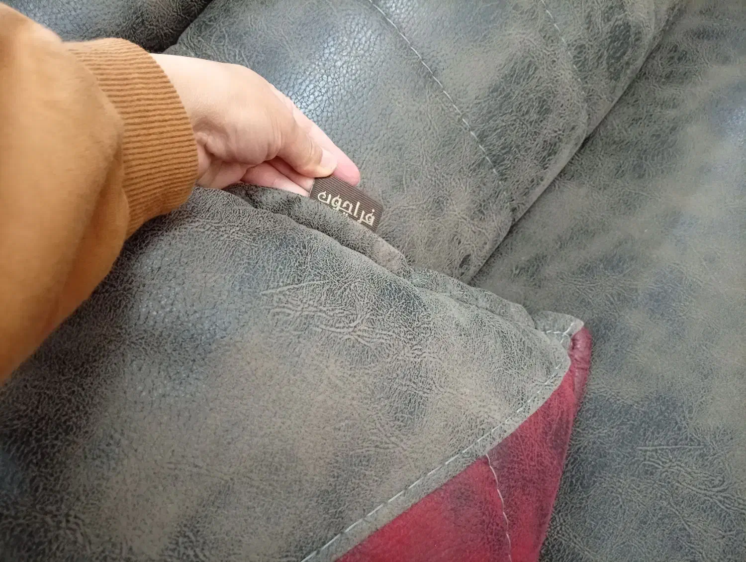 کاناپه تختخوابشو مکانیزه سه نفره|مبلمان خانگی و میز عسلی|مشهد, امیریه|دیوار