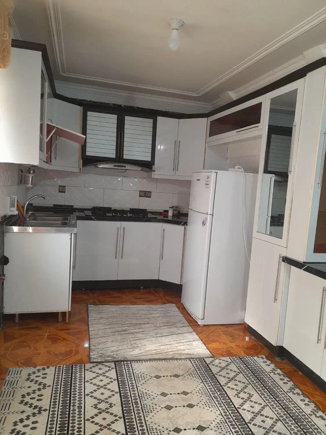 اجاره آپارتمان ساعتی وشبانه روزی|اجارهٔ کوتاهمدت آپارتمان و سوئیت|جیرفت, |دیوار