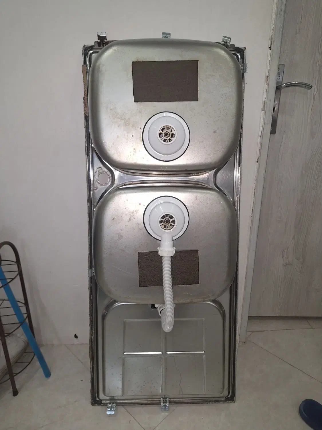 سینک ظرفشویی|آب‌چکان و نظم‌دهنده ظروف|قدس, شهر‌قدس|دیوار