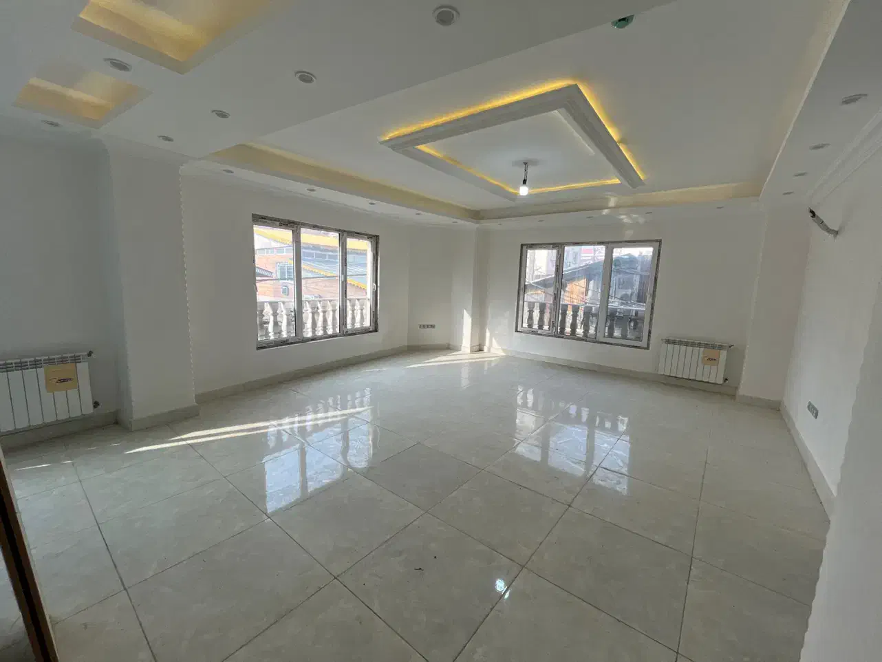 رهن کامل/تک واحدی/نوساز/کمربندی بهشتی|اجارهٔ آپارتمان|رشت, نظری|دیوار