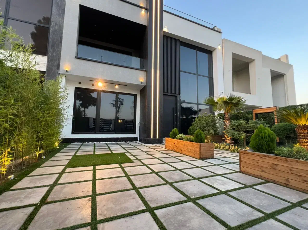 اجاره باغ ویلا استخر آبگرم / روزانه/ سالیانه /فروش|اجارهٔ کوتاهمدت ویلا و باغ|تهران, بوستان چیتگر|دیوار