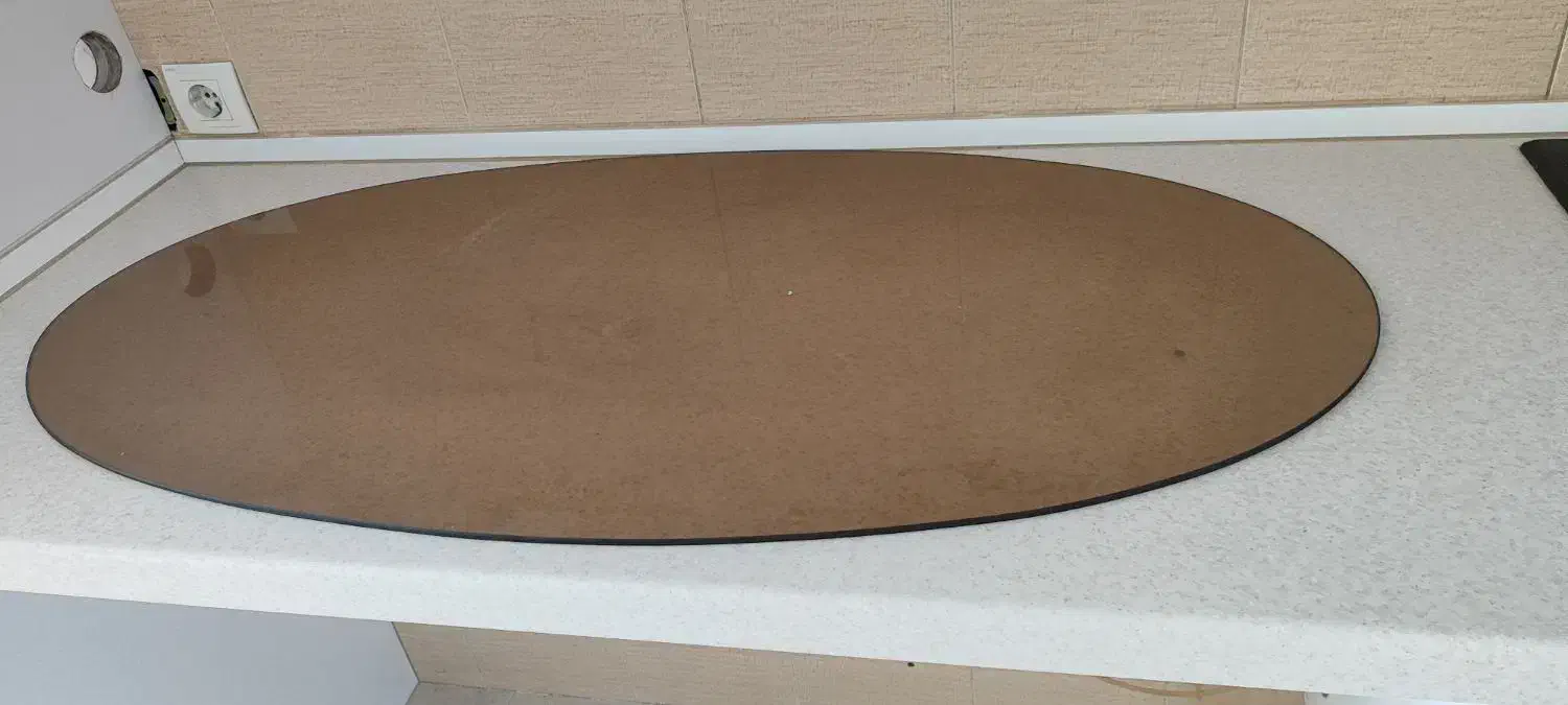 شیشه میز نهار خوری و میز پذیرایی و دو عدد عسلی|مبلمان خانگی و میز عسلی|کرج, عظیمیه|دیوار