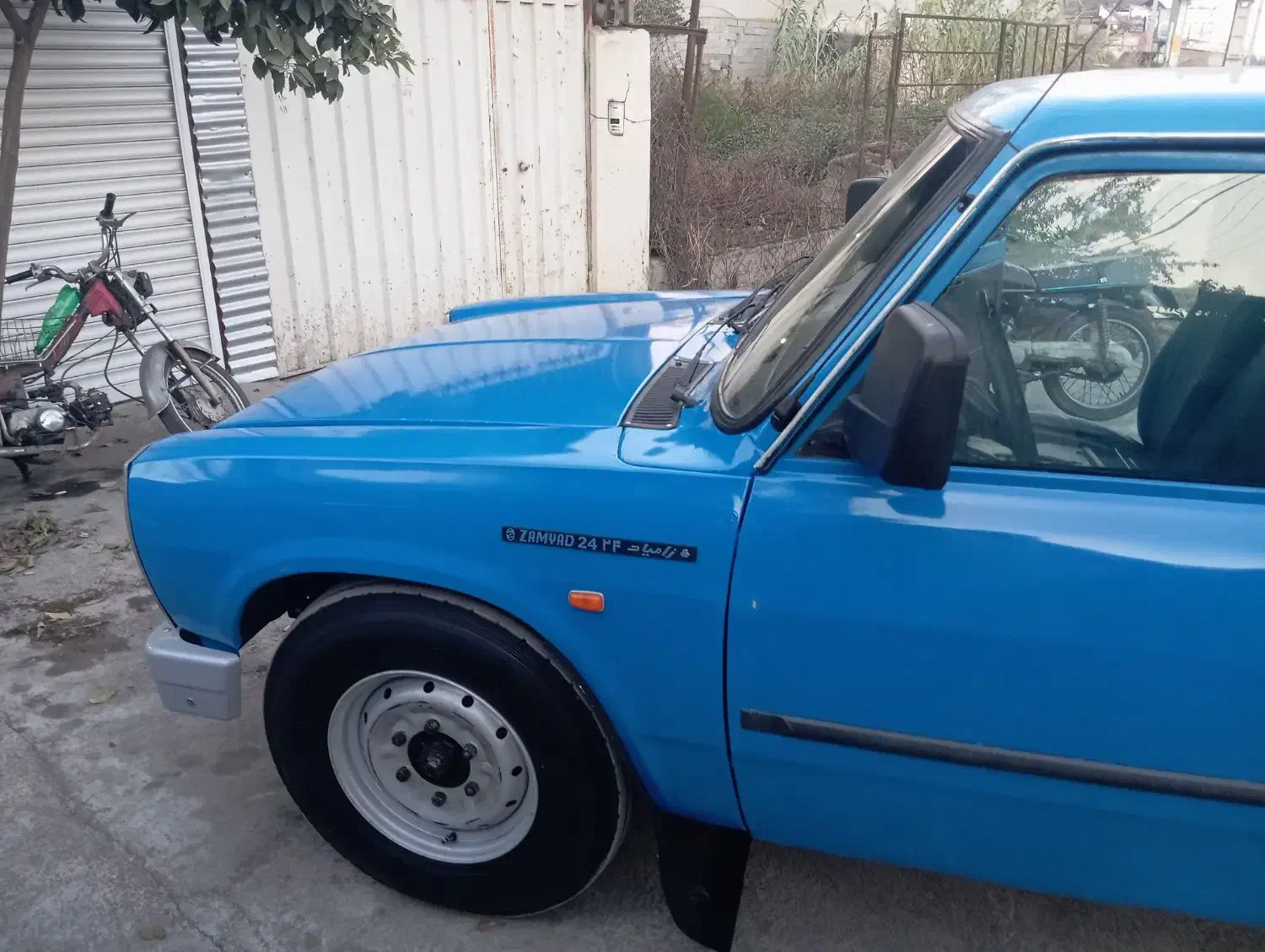 وانتنیسان|خودرو سواری و وانت|بابل, |دیوار