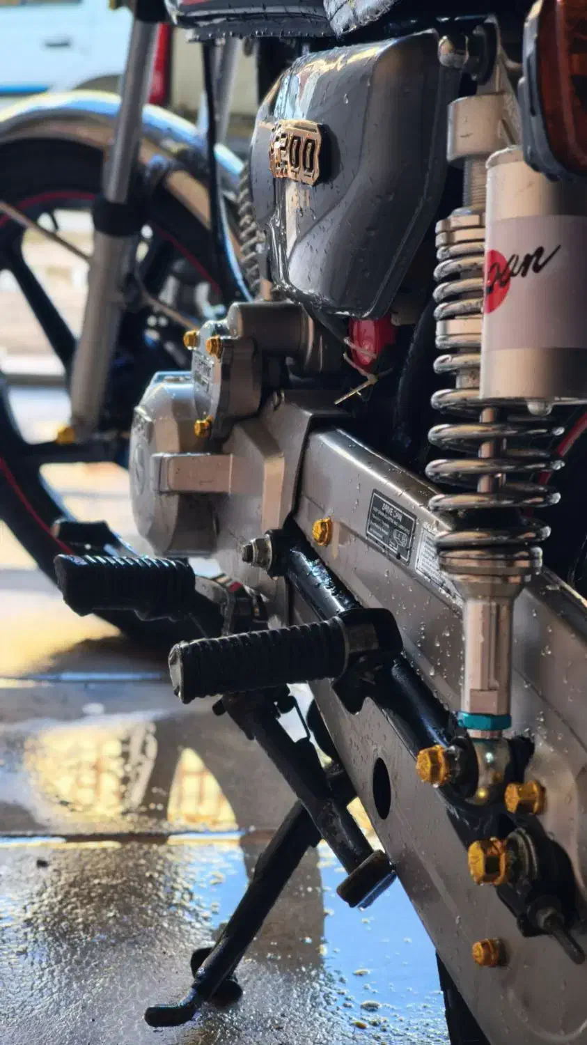 موتور 200پرواز|موتورسیکلت|اصفهان, بهارستان|دیوار