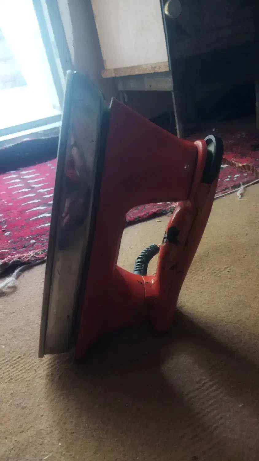 اتو قدیمی سالم سالم|اتو و لوازم اتو|سبزوار, زینبیه|دیوار