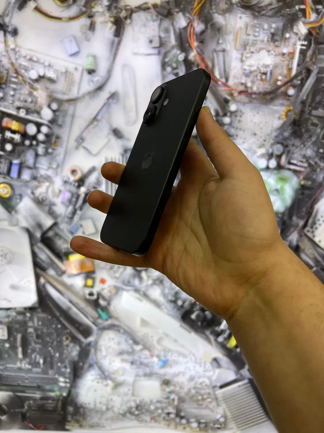 ایفون ۱۷نرمال ۲۵۶ کارتن اصلی گارانتی دار|موبایل|اصفهان, مفتح|دیوار