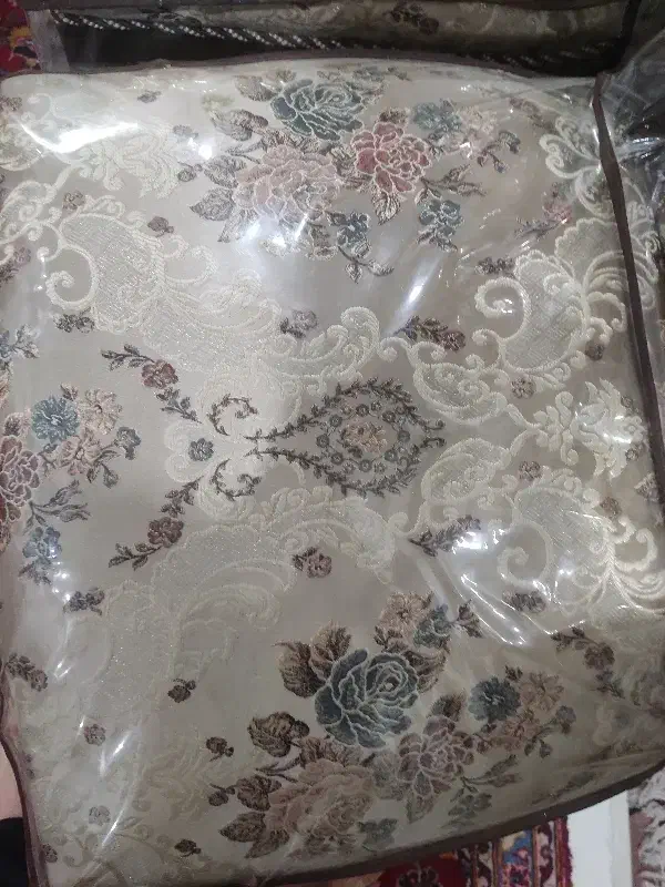 صندلی|میز و صندلی غذاخوری|فلاورجان, |دیوار