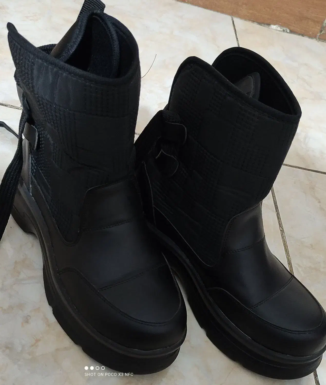 نیم بوت خیلی شیک دخترونه|کیف، کفش، کمربند|خرم‌آباد, |دیوار