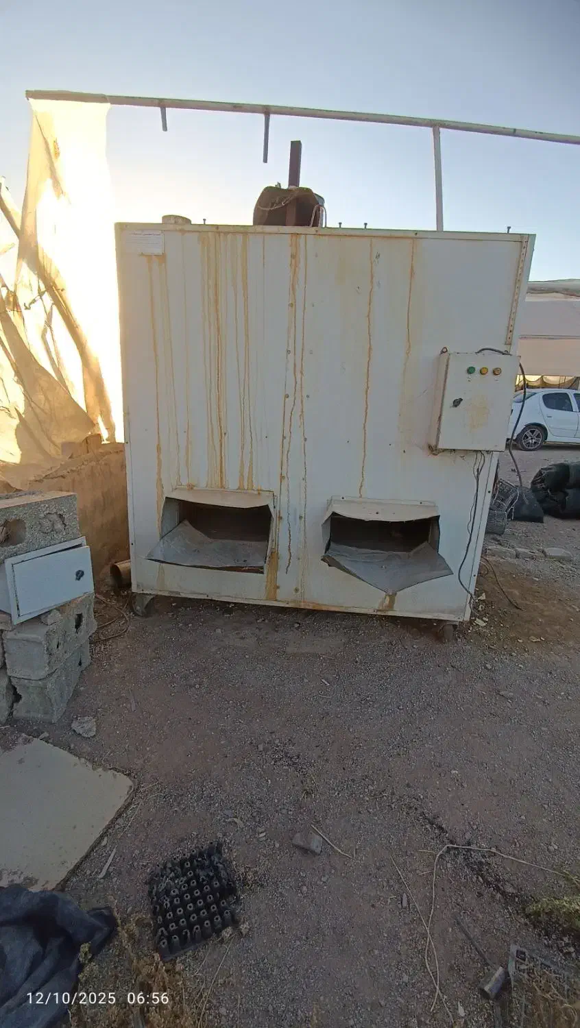 1 عدد بخاری صنعتی مخصوص گلخانه ، کاملآ سالم|بخاری، هیتر، شومینه|آبیک, |دیوار