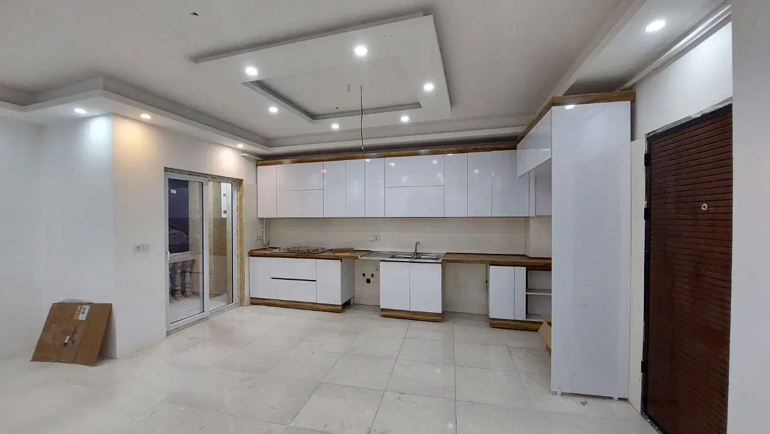 فروش واحد ۱۱۰ متری نوساز در خیابان آزموده|فروش آپارتمان|لنگرود, |دیوار