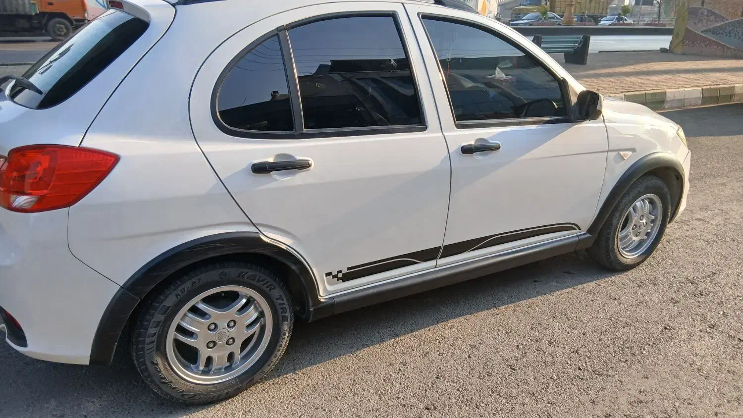 کوییک سفید مشکی|خودرو سواری و وانت|کهریزک, |دیوار