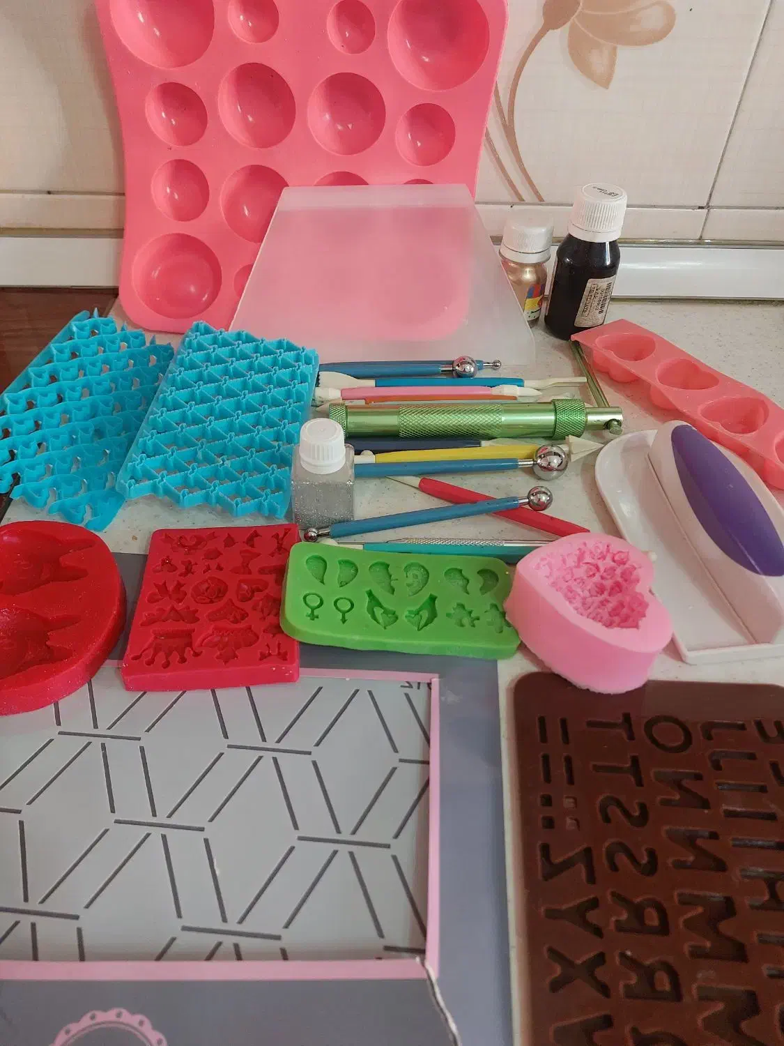 لوازم قنادی|ظروف پختوپز|رشت, هلال احمر|دیوار