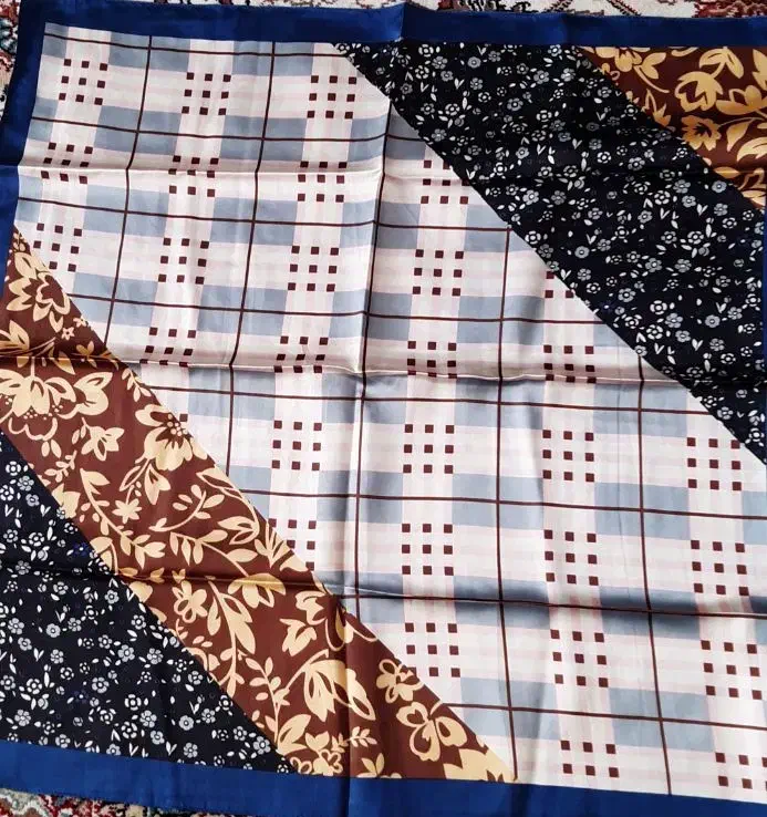 مینی اسکارف و شال|لباس|بروجرد, |دیوار