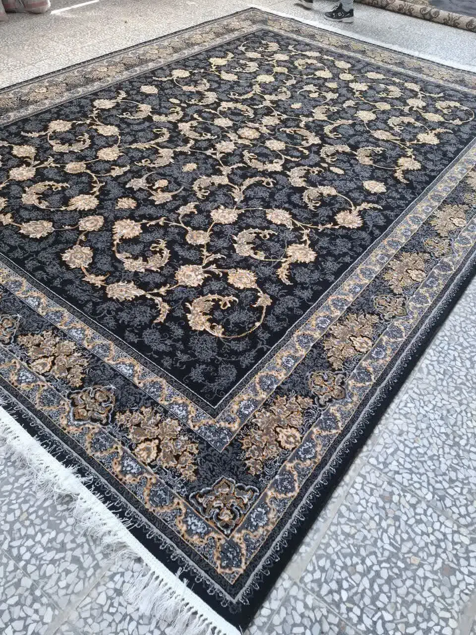 فرش درباری مجموعه فرشهای با کیفیت کلاس A|فرش|ساری, |دیوار