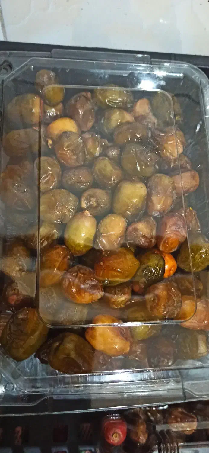 خرما رو مستقیم از باغ دار خرید کنید|خوردنی و آشامیدنی|شیراز, شهرک برق|دیوار