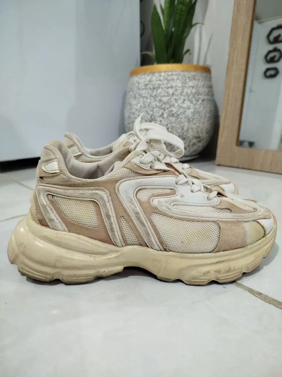 دو جفت کتونی نو|کیف، کفش، کمربند|خرم‌آباد, |دیوار