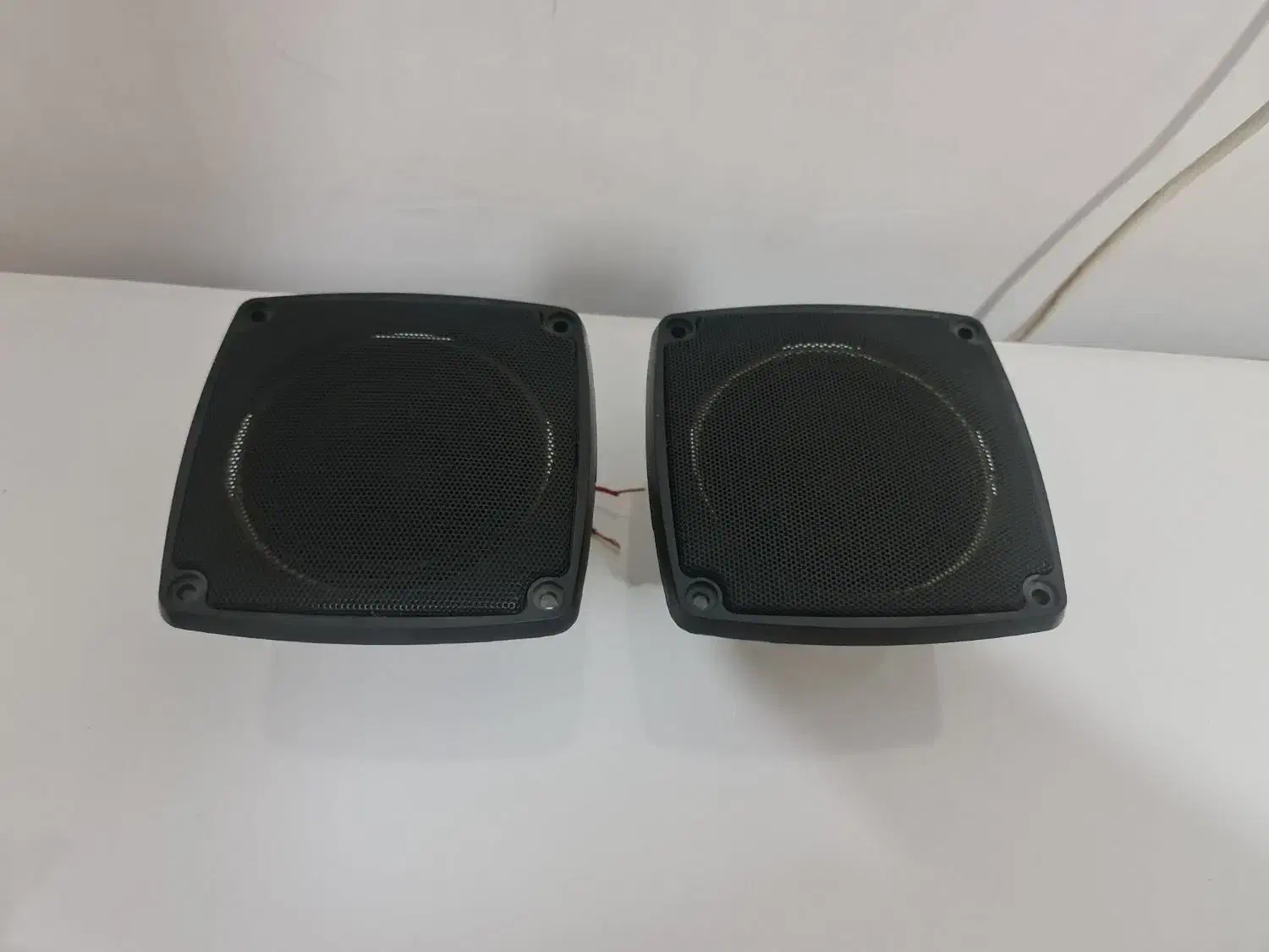 تعدادی اسپیکر و باند|سیستم صوتی خانگی|ایلام, |دیوار