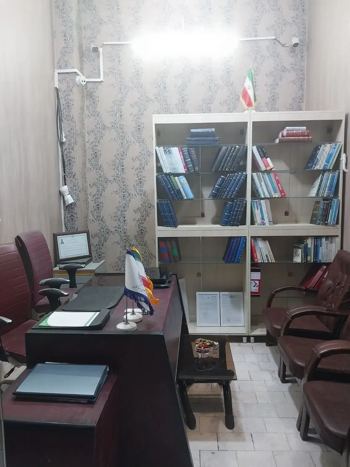 یک باب مغازه ۱۳ متری در پاساژ وکیل همکف|فروش مغازه و غرفه|ری, فیروزآبادی|دیوار