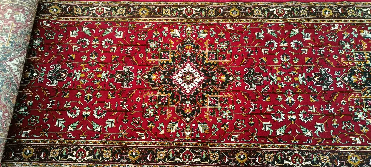 کناره فرش درحدنو ۹متری|فرش|خوی, |دیوار