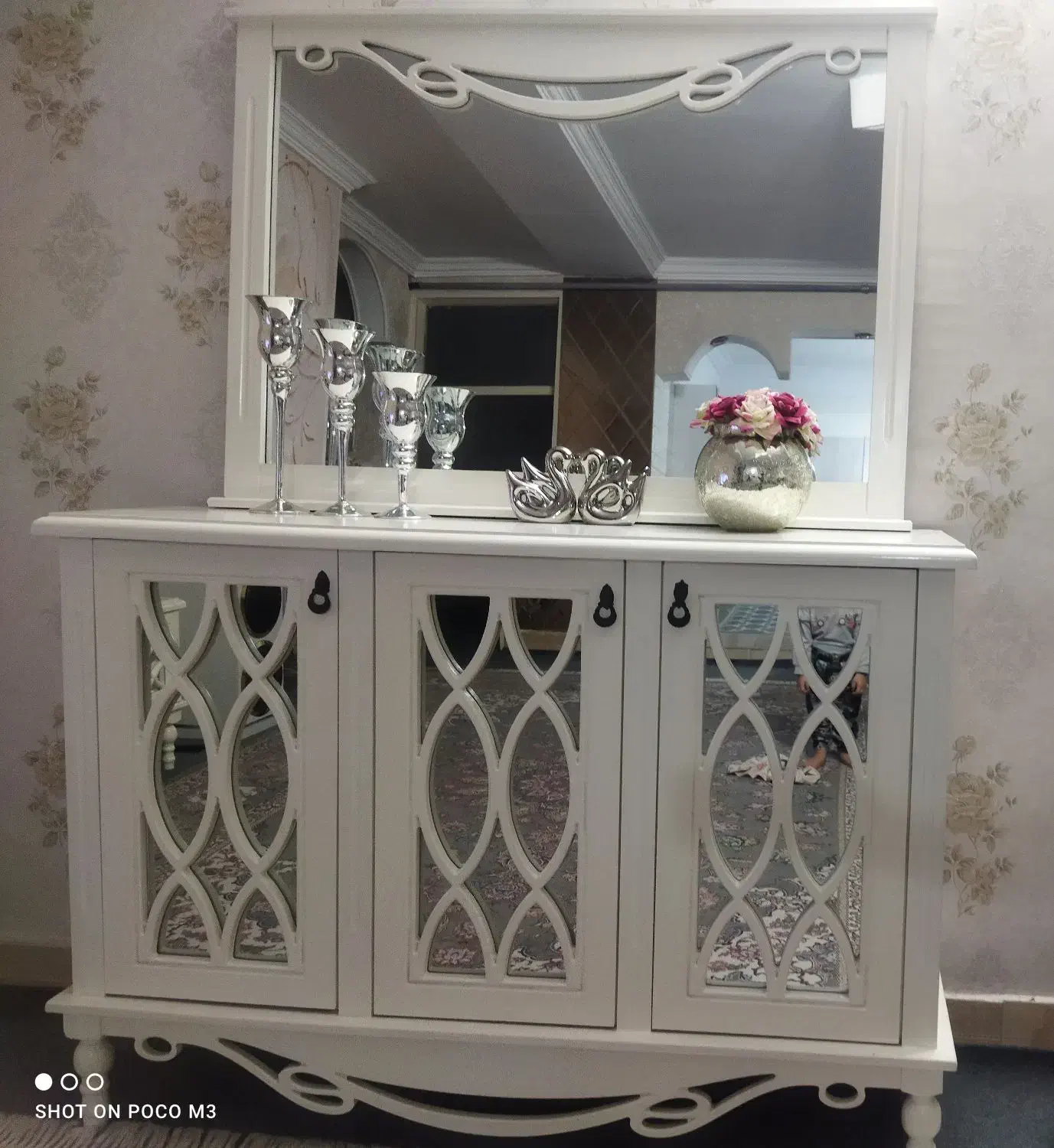 میز تلویزیون کنسول جاکفشی|بوفه، ویترین، کنسول|قرچک, شهرک طلائیه|دیوار