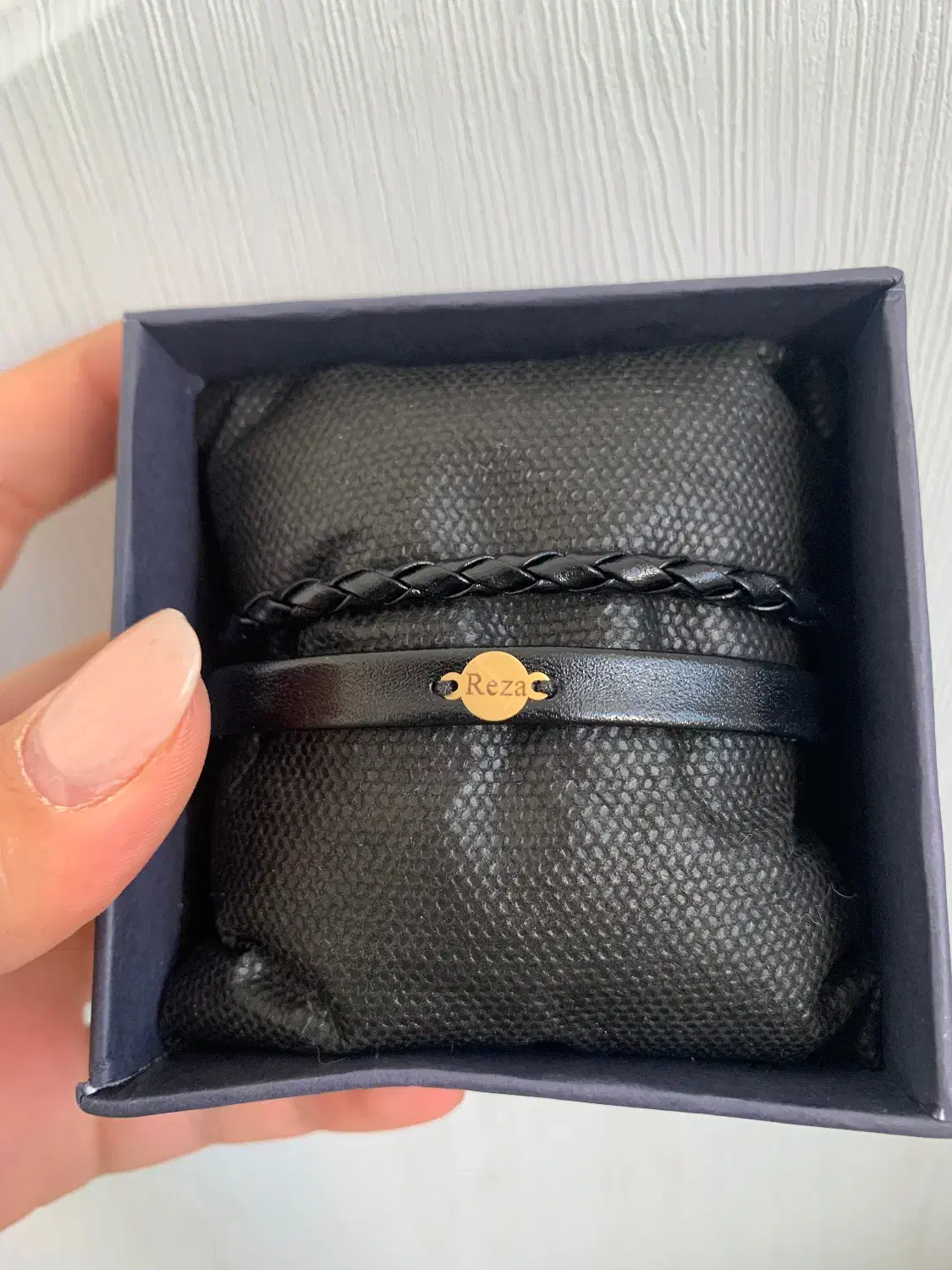 دستبند چرم با پلاک طلا رضا|جواهرات|ارومیه, |دیوار