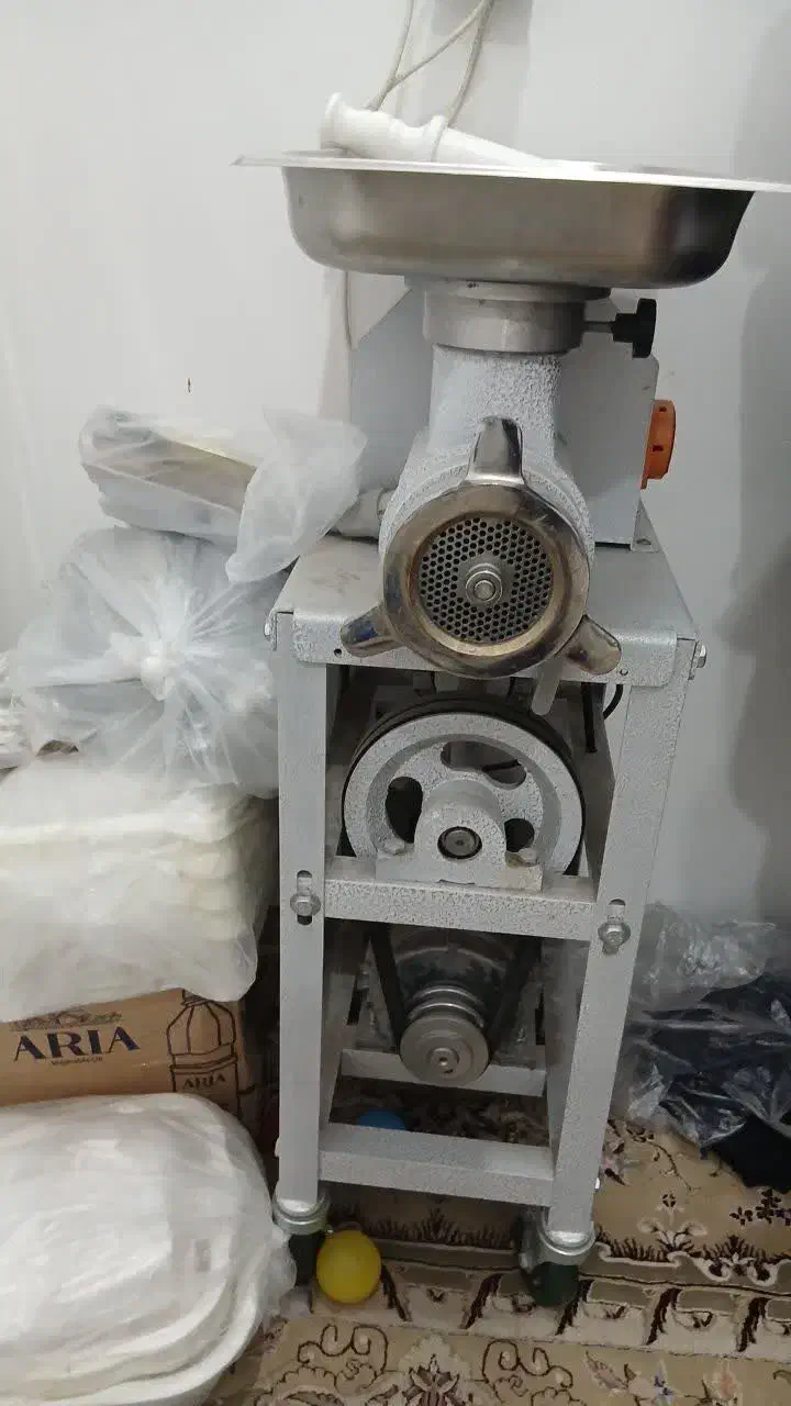 فروش کالباس بر.چرخ گوشت الکترو کار.سرخ کن دو لنگه|کافیشاپ و رستوران|بافق, |دیوار