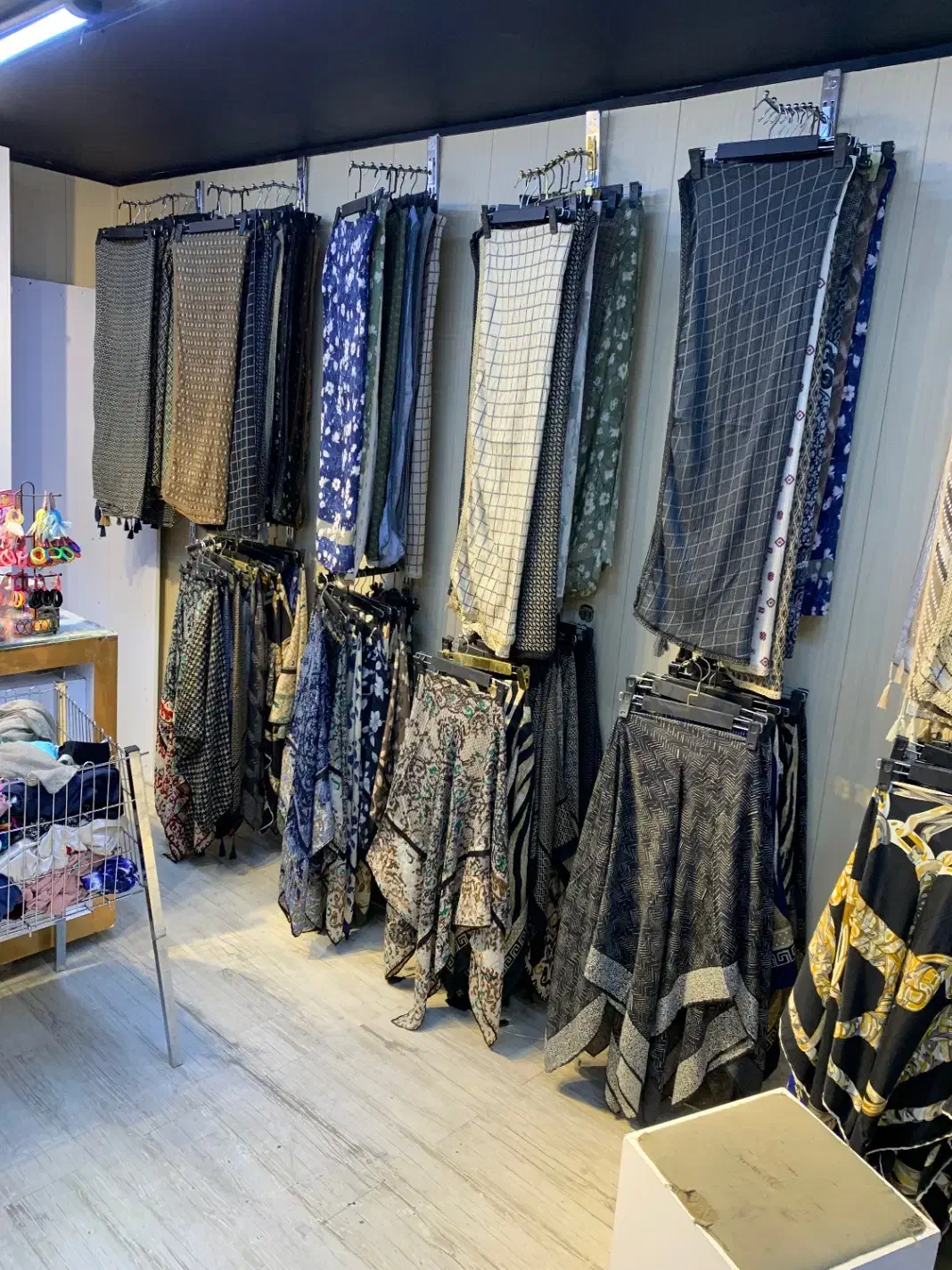 واگذاری مغازه شال روسری|اجارهٔ مغازه و غرفه|تربت جام, المهدی|دیوار