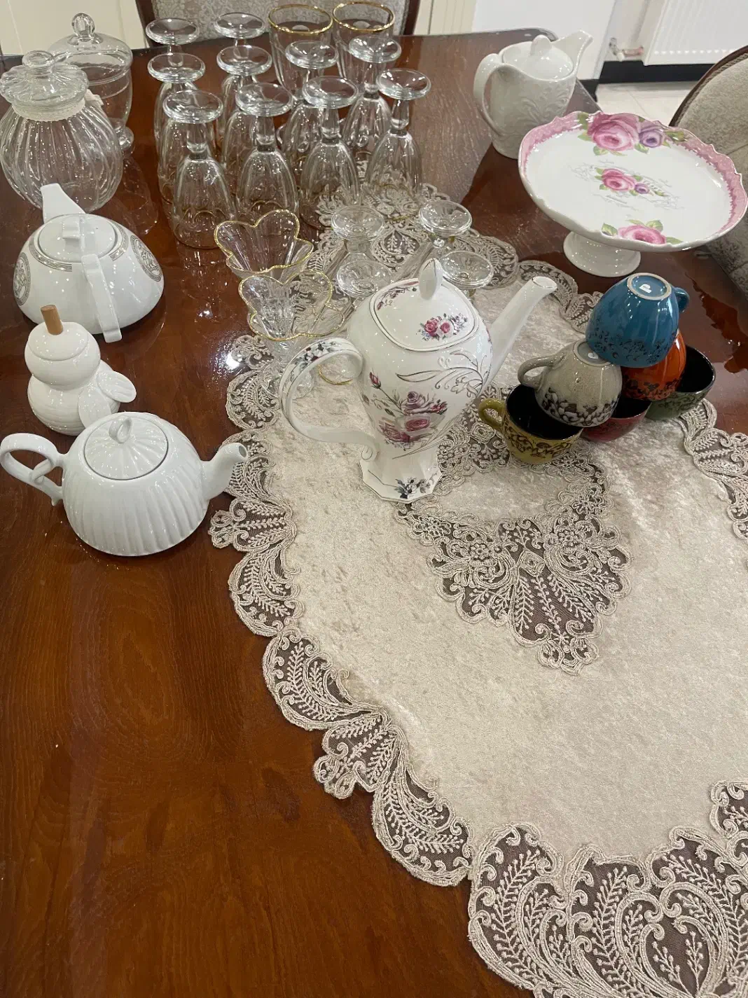 تعدادی لوازم آشپزخانه در حد نو فروش یکجا|ظروف سرو و پذیرایی|یزد, |دیوار