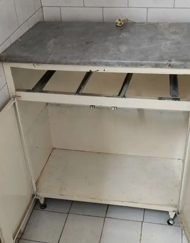 کابینت فلزی سالم کشویی|مصالح و تجهیزات ساختمان|قم, قلعه عموحسین|دیوار