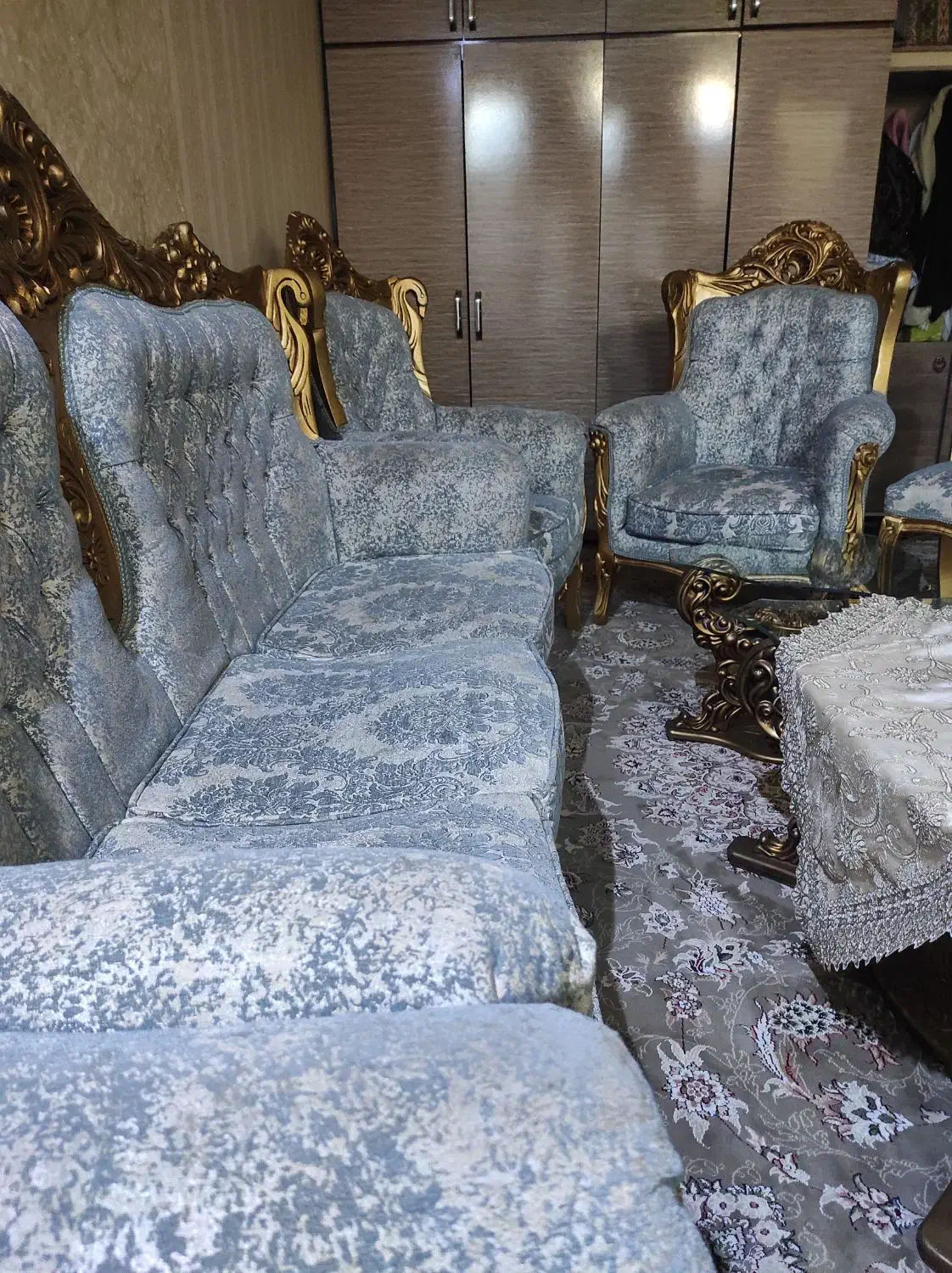 مبل ۹نفره به همراه میزعسلی|مبلمان خانگی و میز عسلی|مشهد, انصار|دیوار