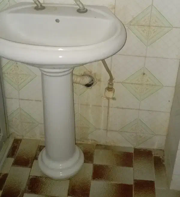 روشویی|لوازم سرویس بهداشتی|مبارکه, |دیوار