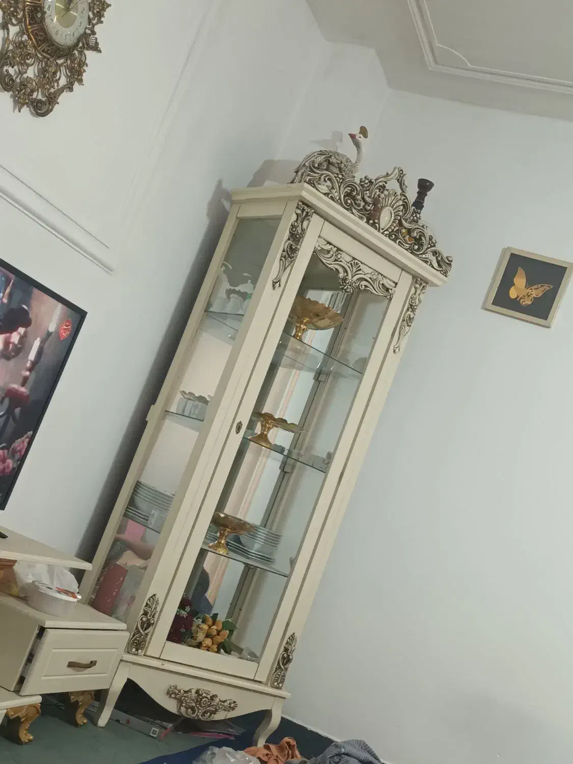 میز تلویزیون و بوفه رایگان|بوفه، ویترین، کنسول|محمدیه-قزوین, |دیوار