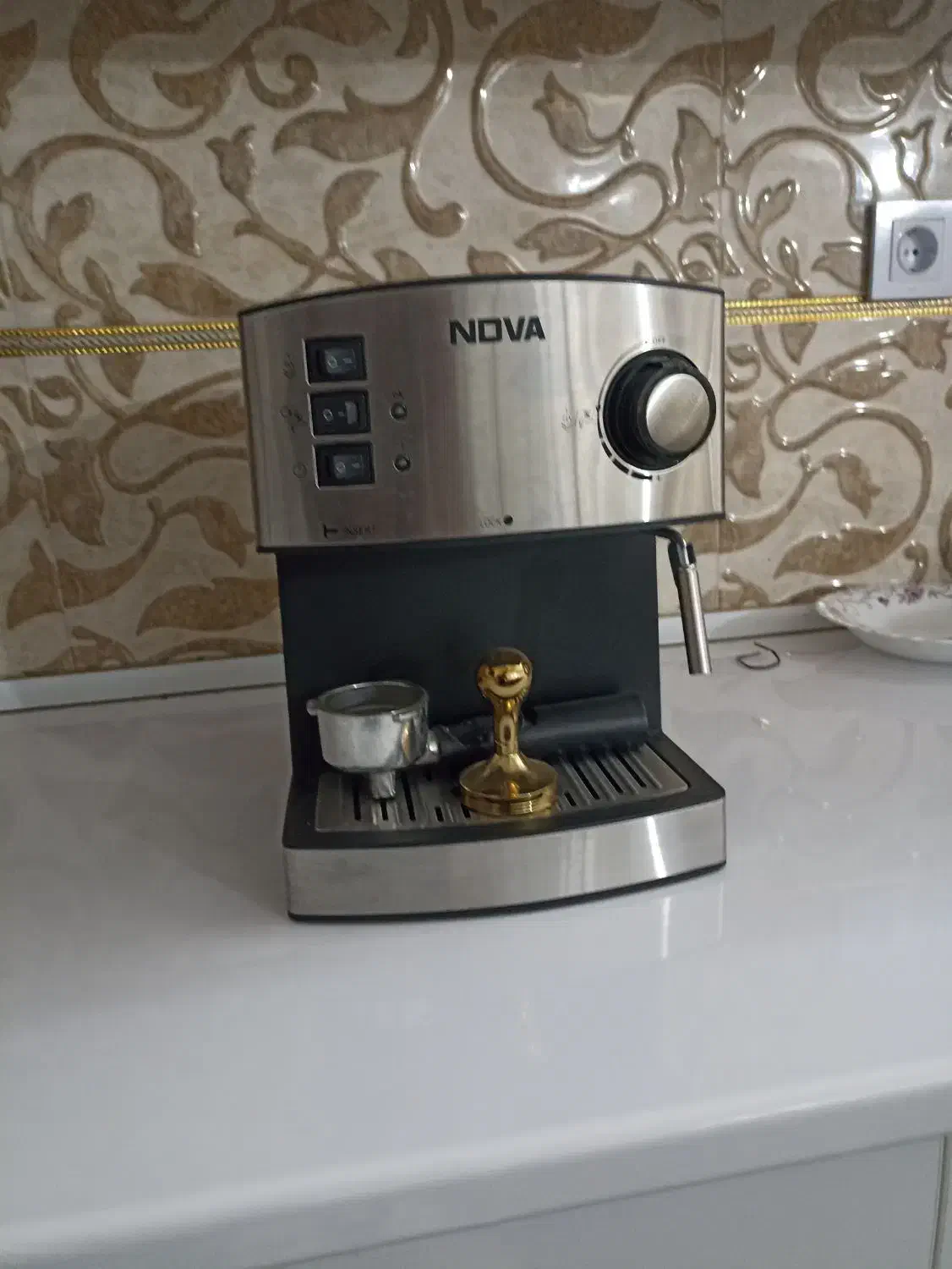 اسپرسو ساز نو قیمت 7000000|سماور، چای‌ساز، قهوه‌ساز|سراب, |دیوار