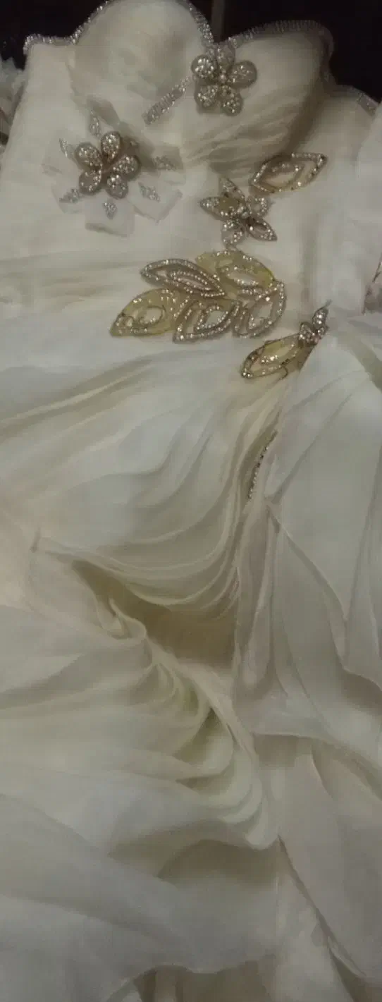 لباس عروس|لباس|پاکدشت, پاکدشت (مامازند)|دیوار