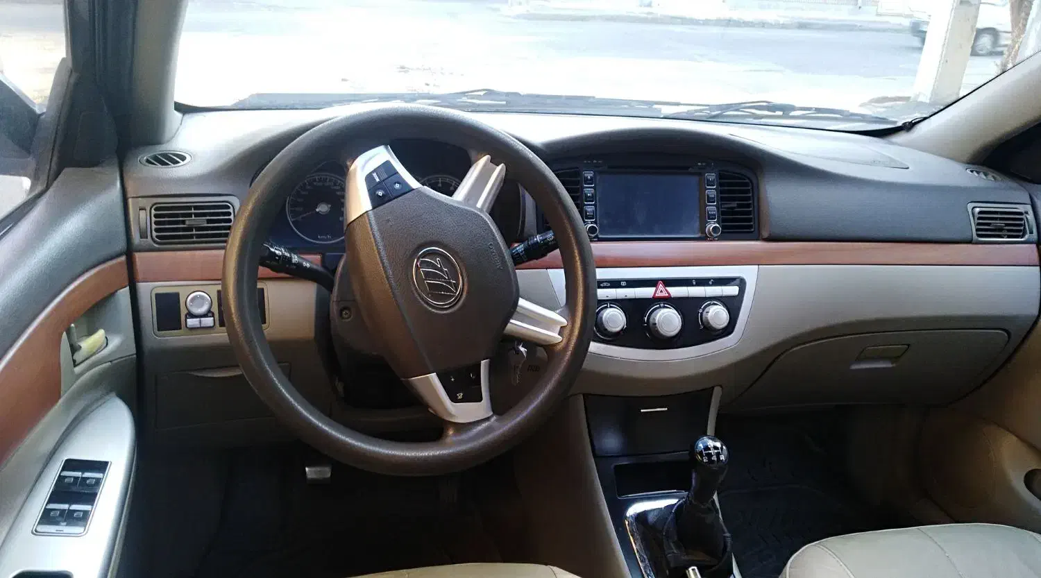 لیفان ۶۲۰ موتور ۱۸۰۰ مدل ۹۲|خودرو سواری و وانت|نیشابور, شهرک قدس|دیوار