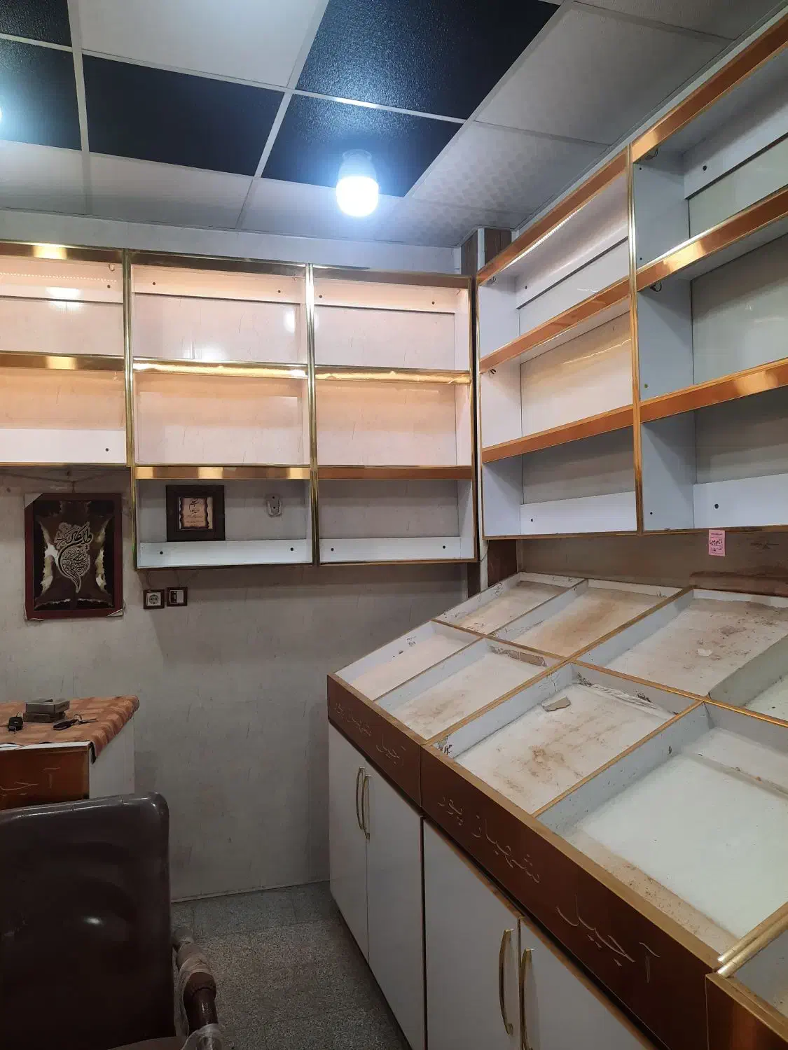 فروش کابینت وباکس آجیل وخشکبار|فروشگاه و مغازه|قروه, |دیوار