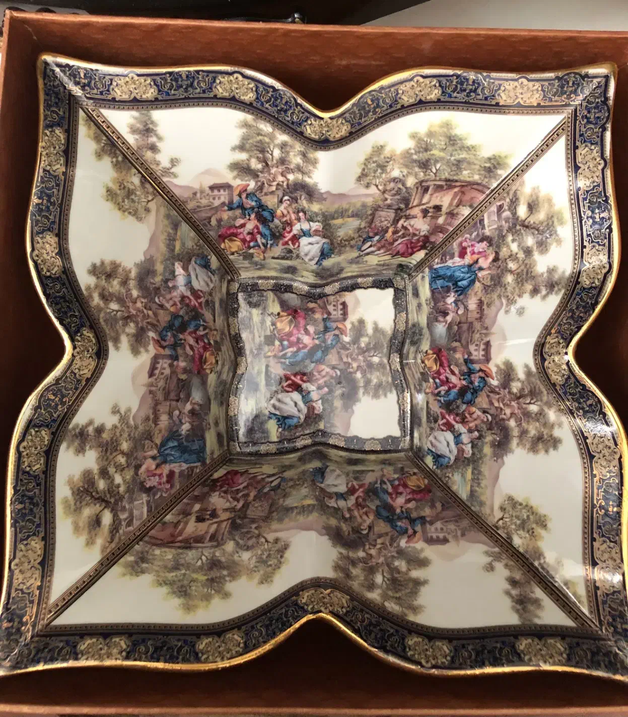 سرویس پذیرایی ظروف آنتیک ناپولی دکوری جهیزیه|ظروف سرو و پذیرایی|هشتگرد, شهرک گلها|دیوار