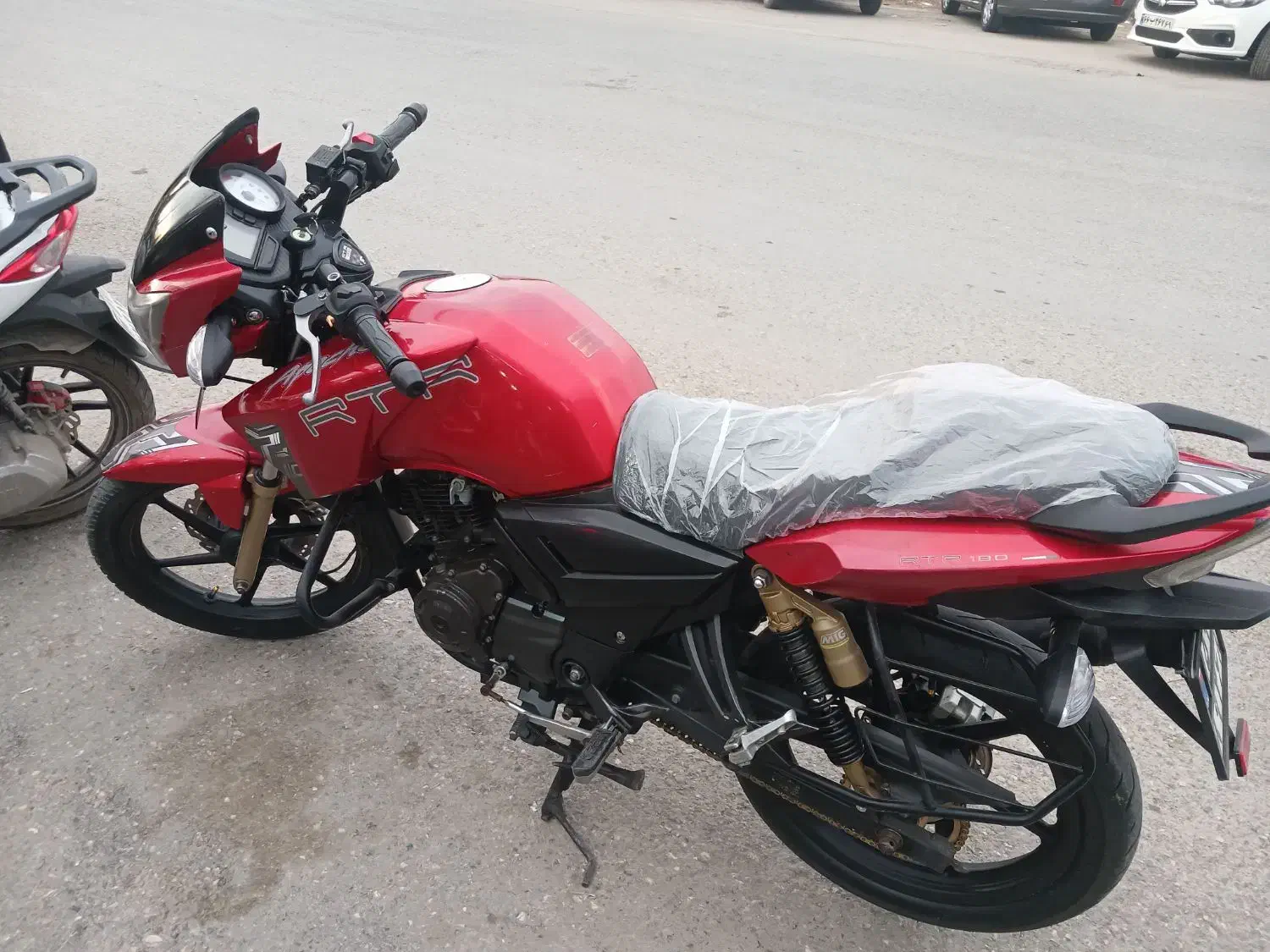 اپاچی 180|موتورسیکلت|گنبد کاووس, |دیوار