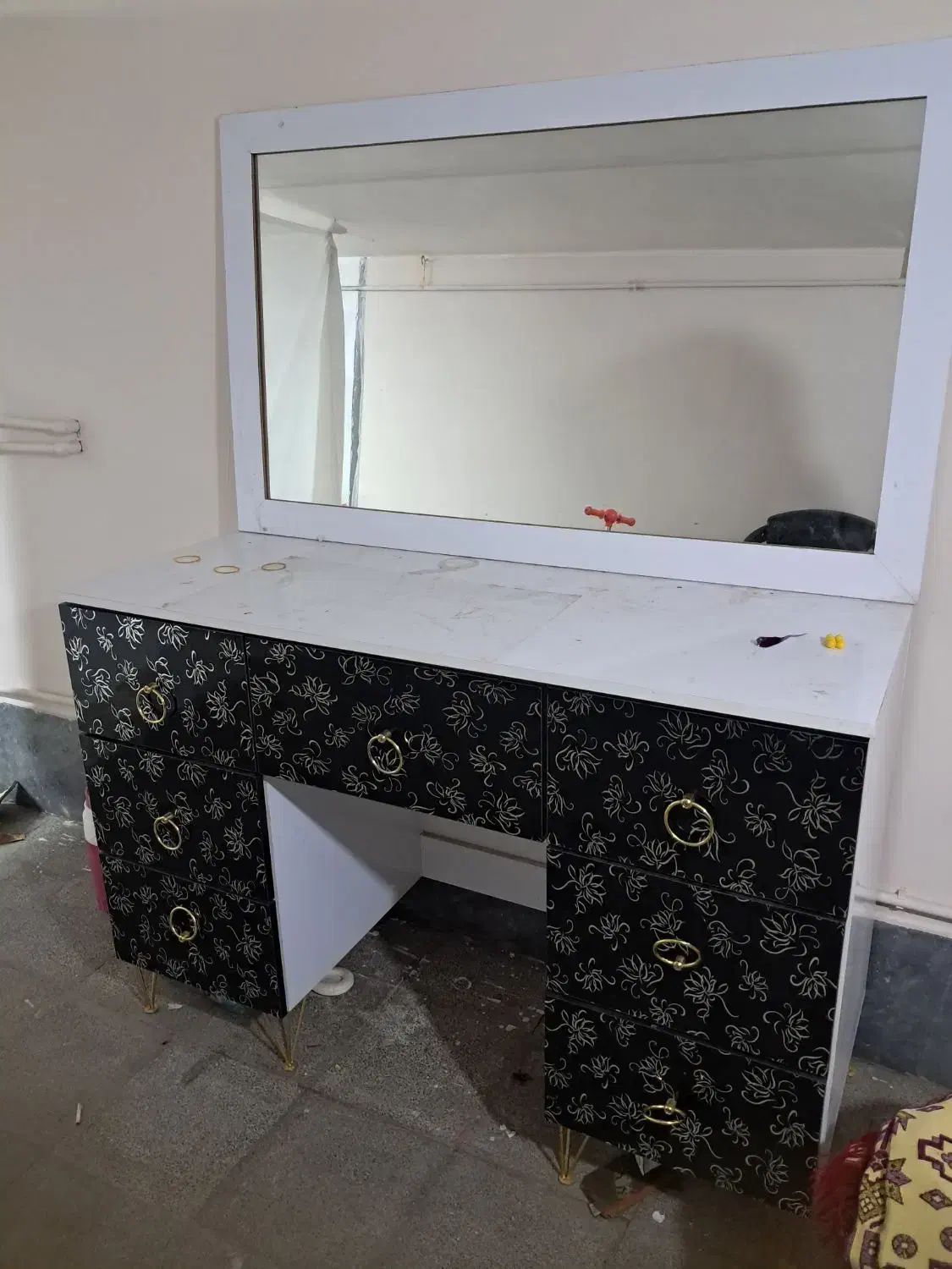 میز و ۲ آینه|مبلمان خانگی و میز عسلی|مرند, |دیوار