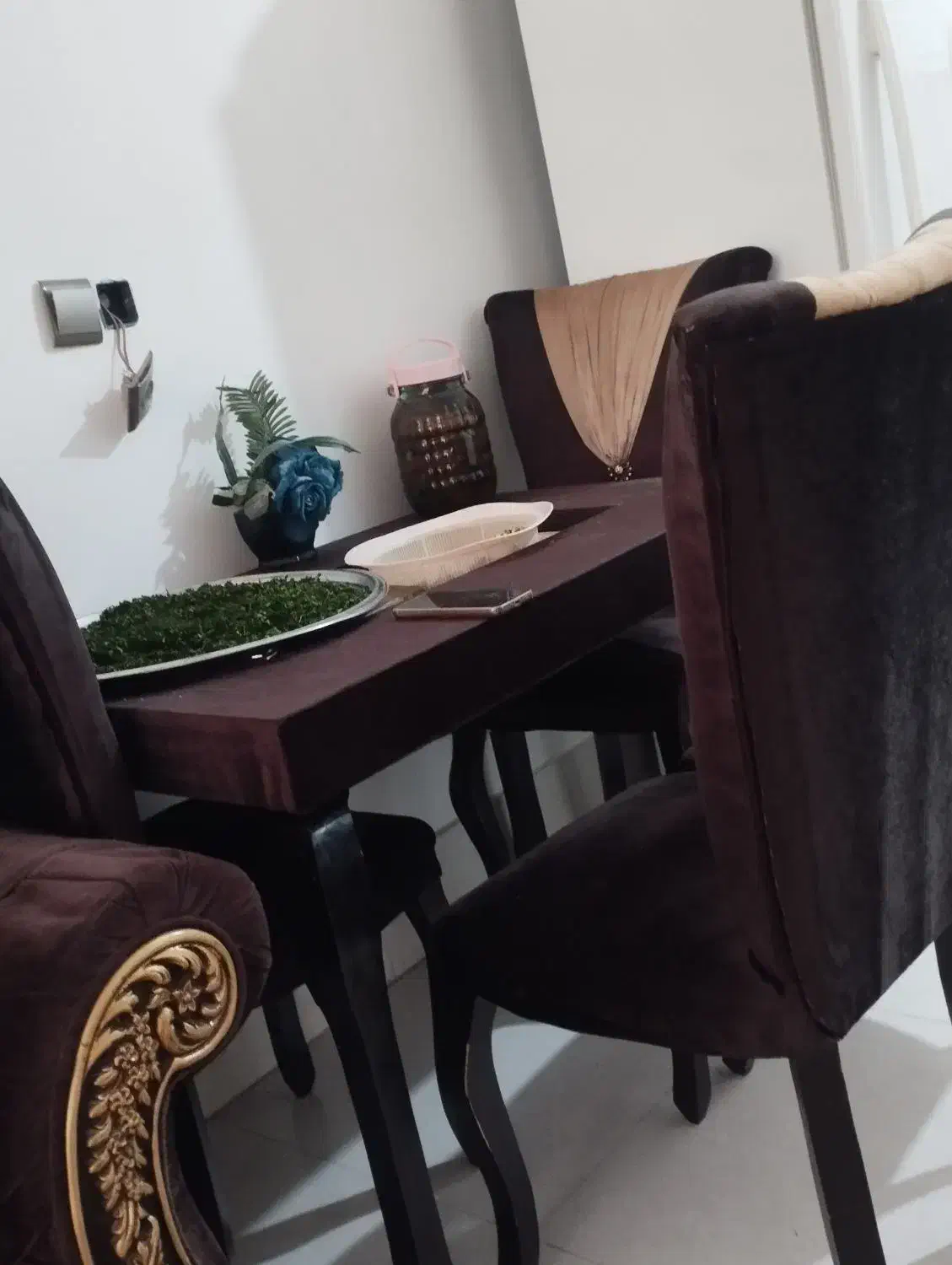 مبل با میز ناهار خوری|مبلمان خانگی و میز عسلی|تربت‌حیدریه, حاجی یار‎|دیوار