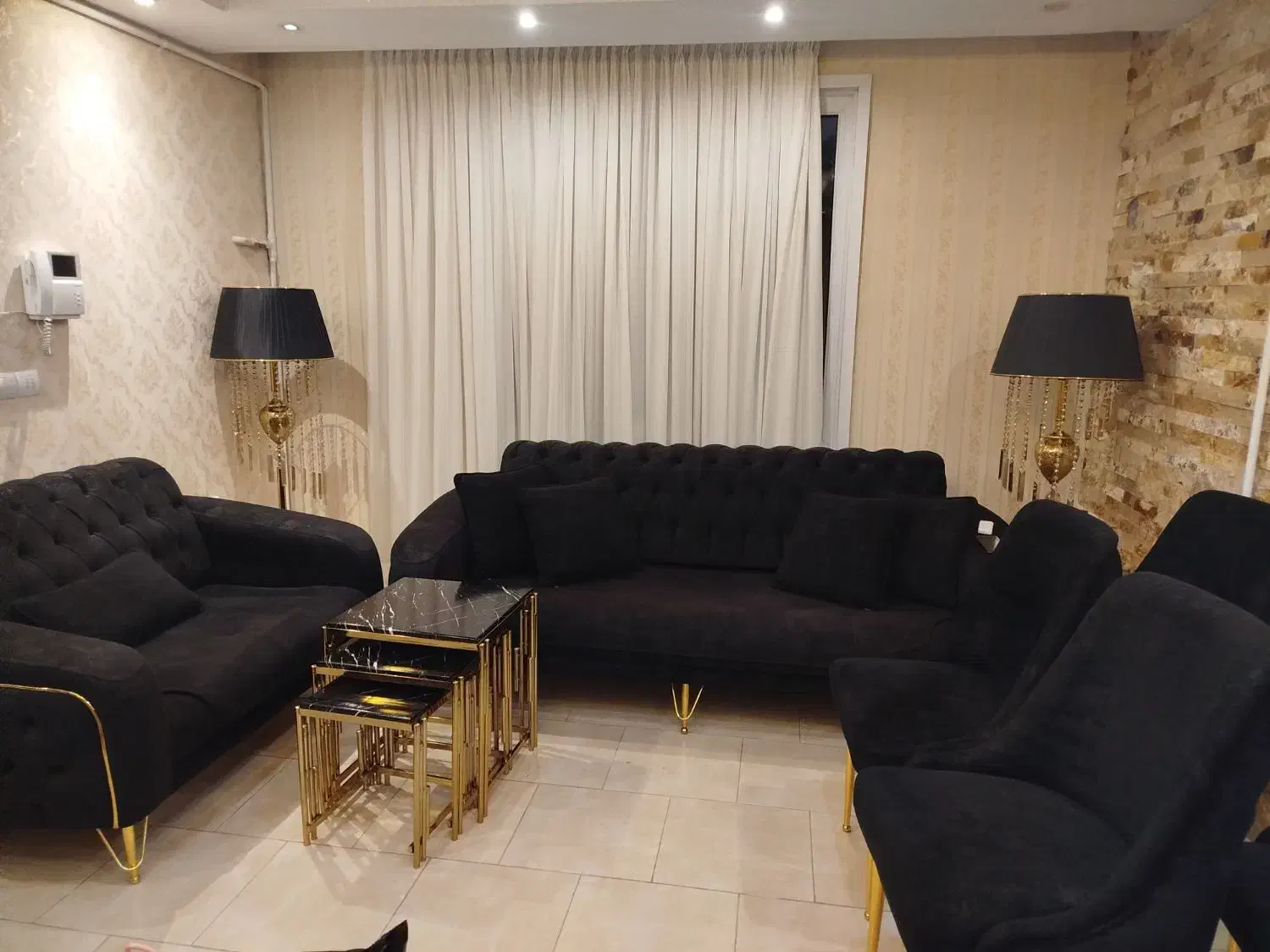 مبلمان ۹نفره تخت شو همراه عسلی و میز تلویزیون|مبلمان خانگی و میز عسلی|کرج, فاز ۳ مهرشهر|دیوار