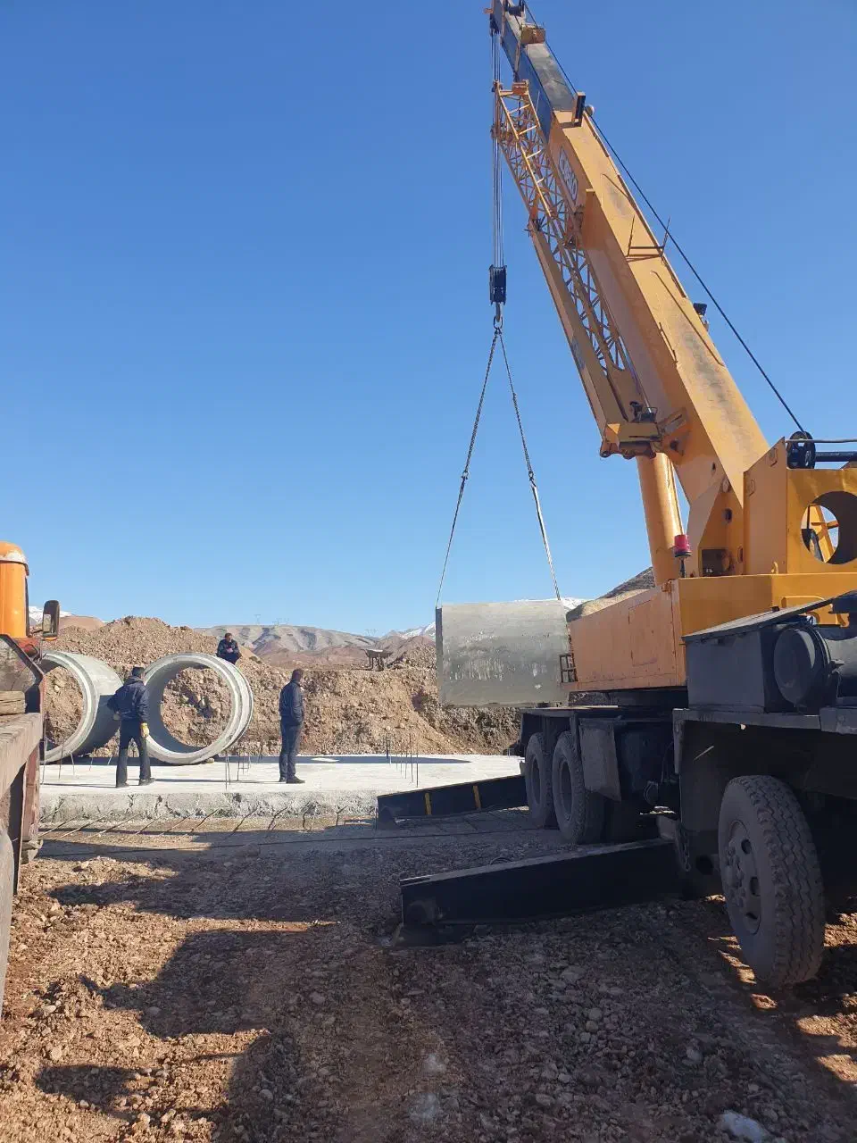 اجاره جرثقیل۳تن باجک پالت و جرثقیل۷تن۳۲متری وسبد|ماشین‌آلات صنعتی|تهران, شهرک آزمایش|دیوار