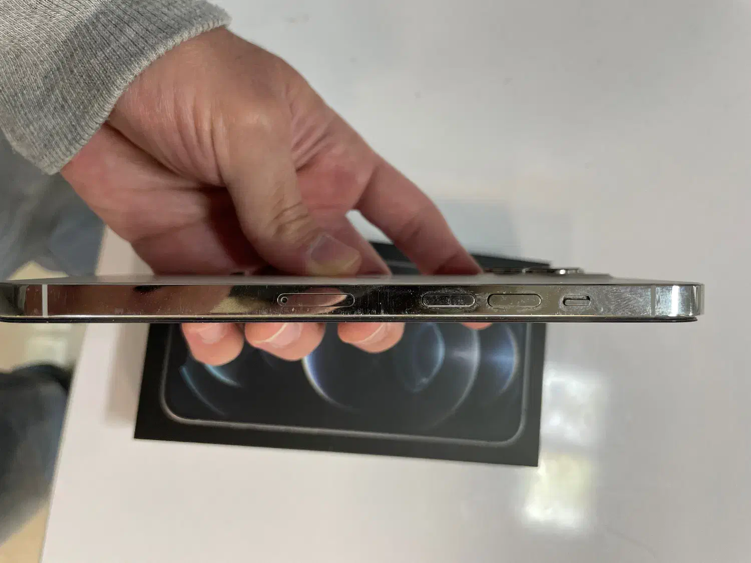 12 pro max|موبایل|شیراز, خلدبرین|دیوار