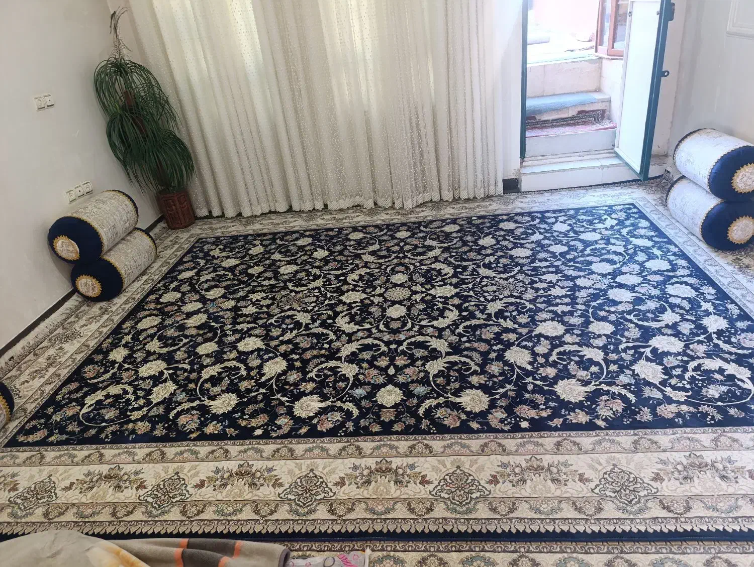 4تخته فرش نو۱۲۰۰شانه|فرش|یاسوج, |دیوار