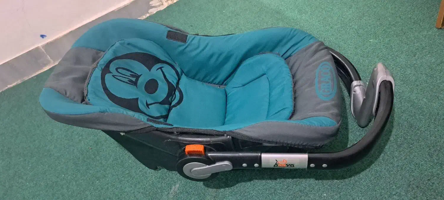 کریر یا گهواره دستی|کالسکه و لوازم جانبی|قرچک, شهرک الحدید|دیوار