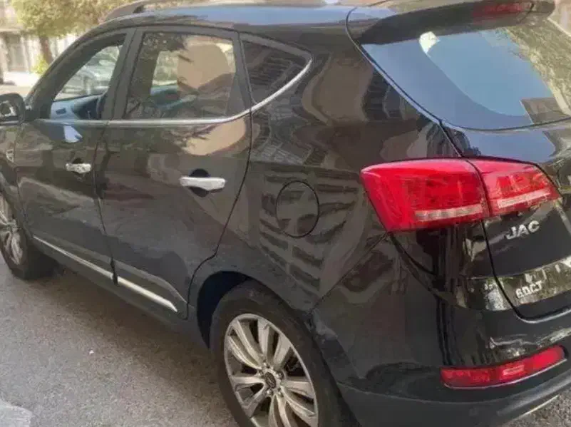 جک مدل ۴۰۰ موتور ۲۰۰۰ کم کار|خودرو سواری و وانت|شیراز, قدوسی غربی|دیوار