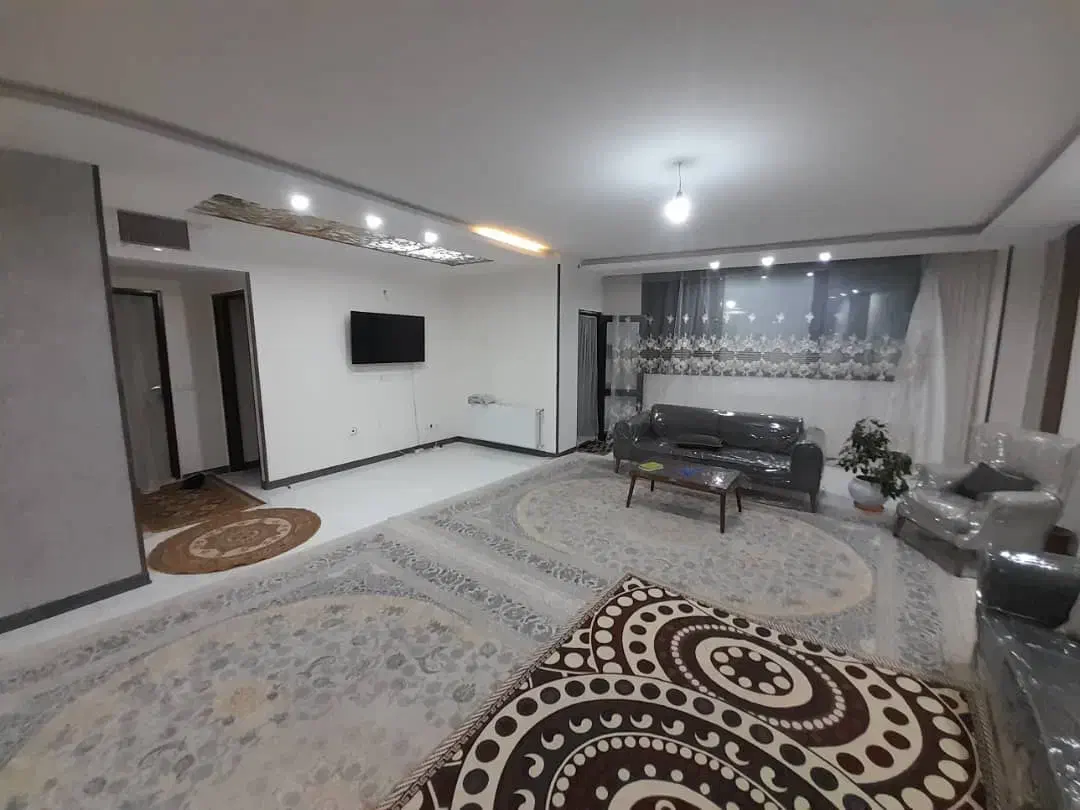 ۱۰۲ متر شیک/خوش قیمت /قابل معاوضه با خودرو یا واحد|فروش آپارتمان|شاهینشهر, شهرک هشت بهشت|دیوار