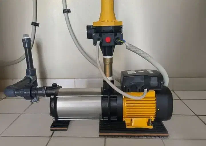 نصب و تعمیر پمپ اب و لوله کشی کل ساختمان|خدمات پیشه و مهارت|آبادان, |دیوار