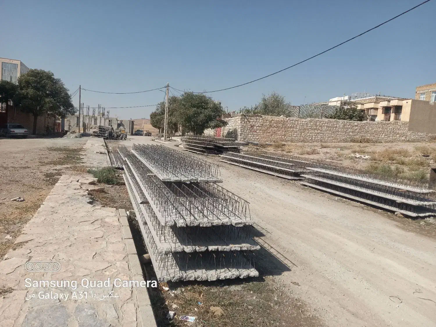 تولید انواع تیرچه وپایه فنس|مصالح و تجهیزات ساختمان|کرمانشاه, |دیوار