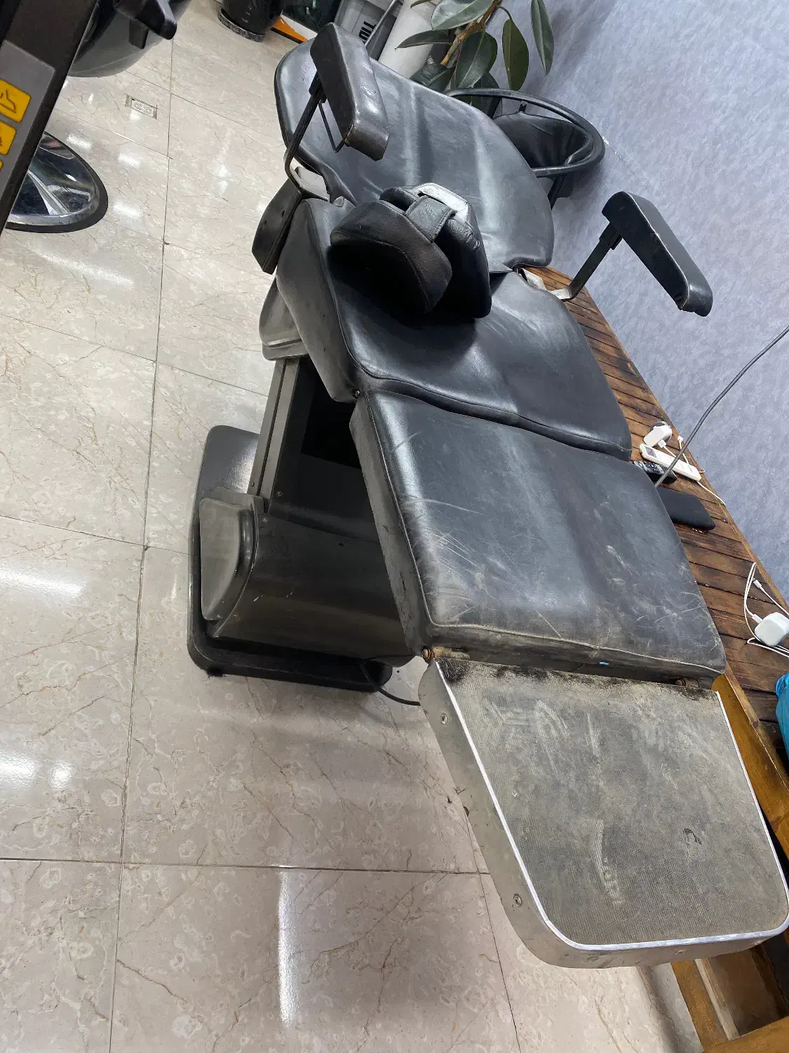 صندلی برقی ارایشگاه|آرایشگاه و سالنهای زیبایی|پاکدشت, پاکدشت (مامازند)|دیوار